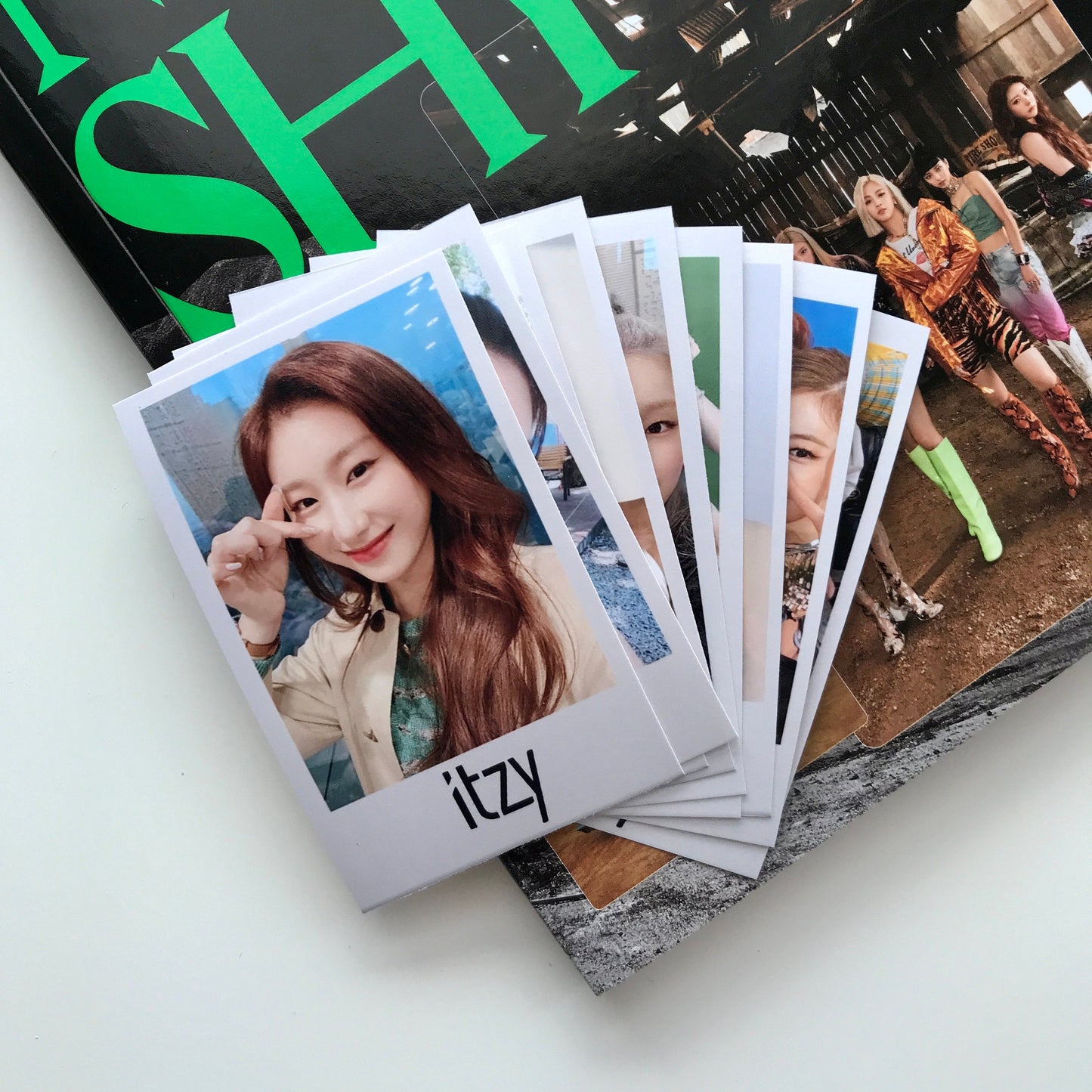 10 Itzy Polaroid Style Photocards | Kpop